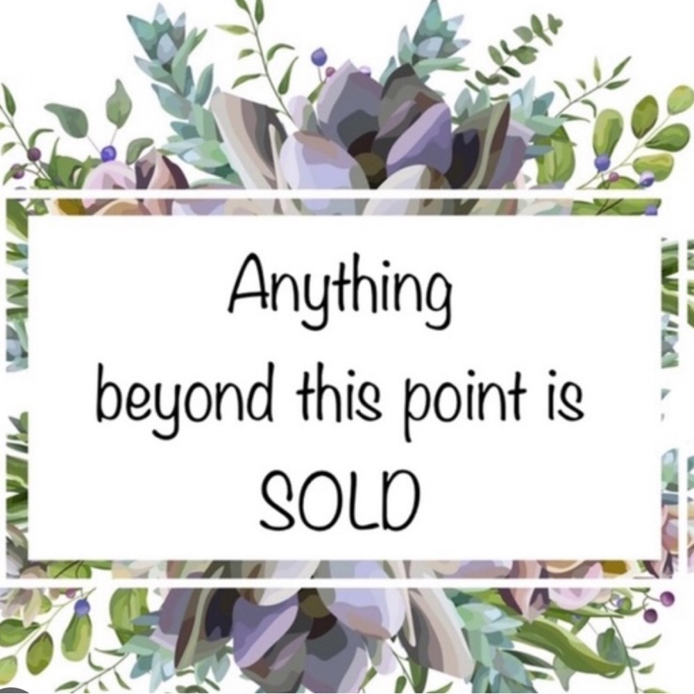 Items below are sold💗